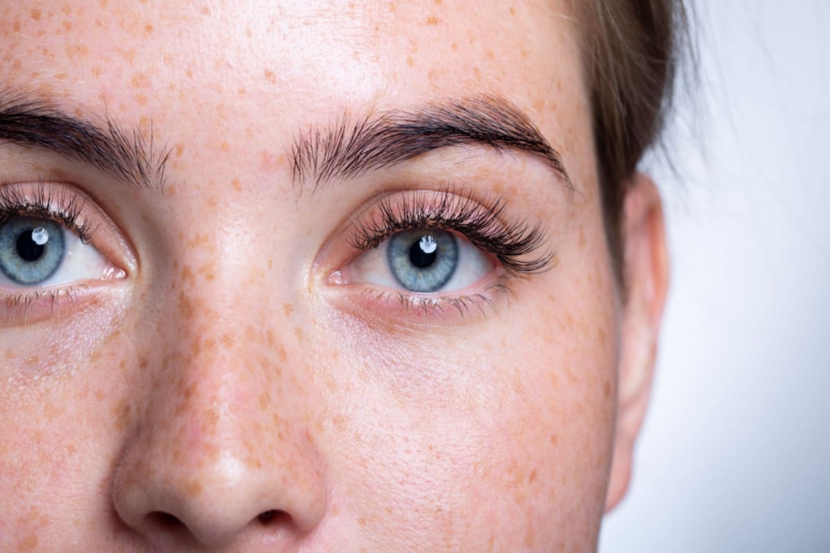 What Is The Viral Blue Eye Theory - And Do Some Eye Colors Make You Look  More Friendly?